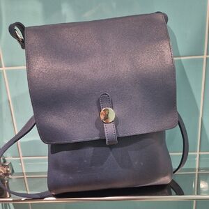 Elegant Blue Leather Crossbody Bag